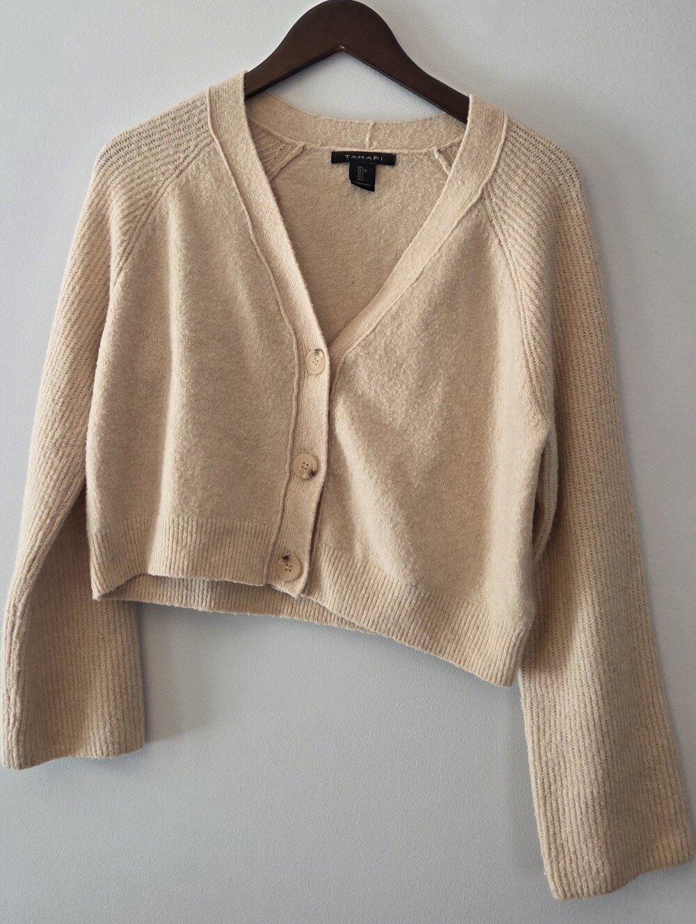 Tahari Cream Cropped V-Neck Button Cardigan Sweater Size L